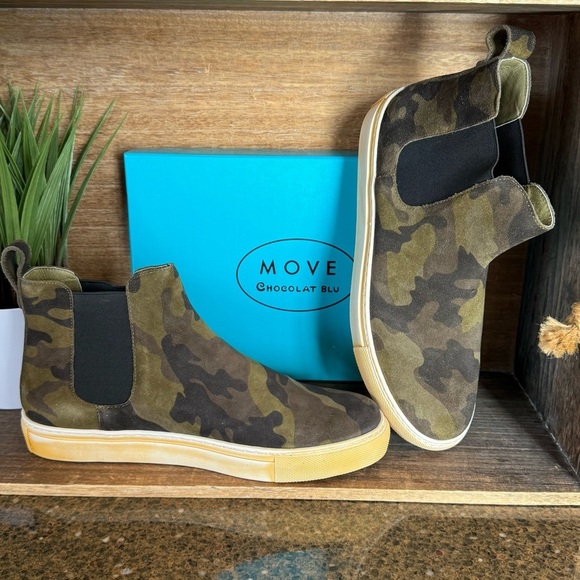 NEW Chocolat Blu Move Suede NASH Camo Print Pull On Distressed Sneakers - Picture 7 of 13